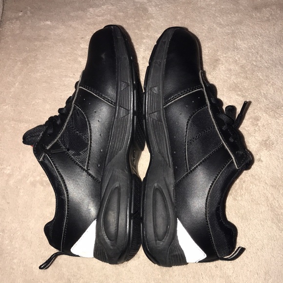 Elefant size 5 black with grey reflective accent sneakers 💕 - Picture 8 of 8